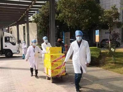 继近20万只N95口罩驰援武汉，永信贵宾会再捐300万坚果食品物资！